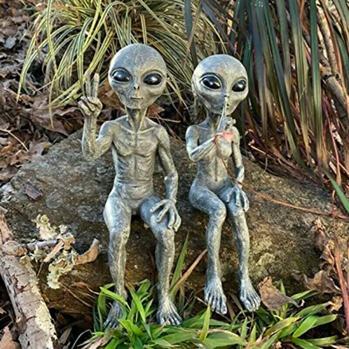 Alien Garden Statues Taras Teazers Dildos